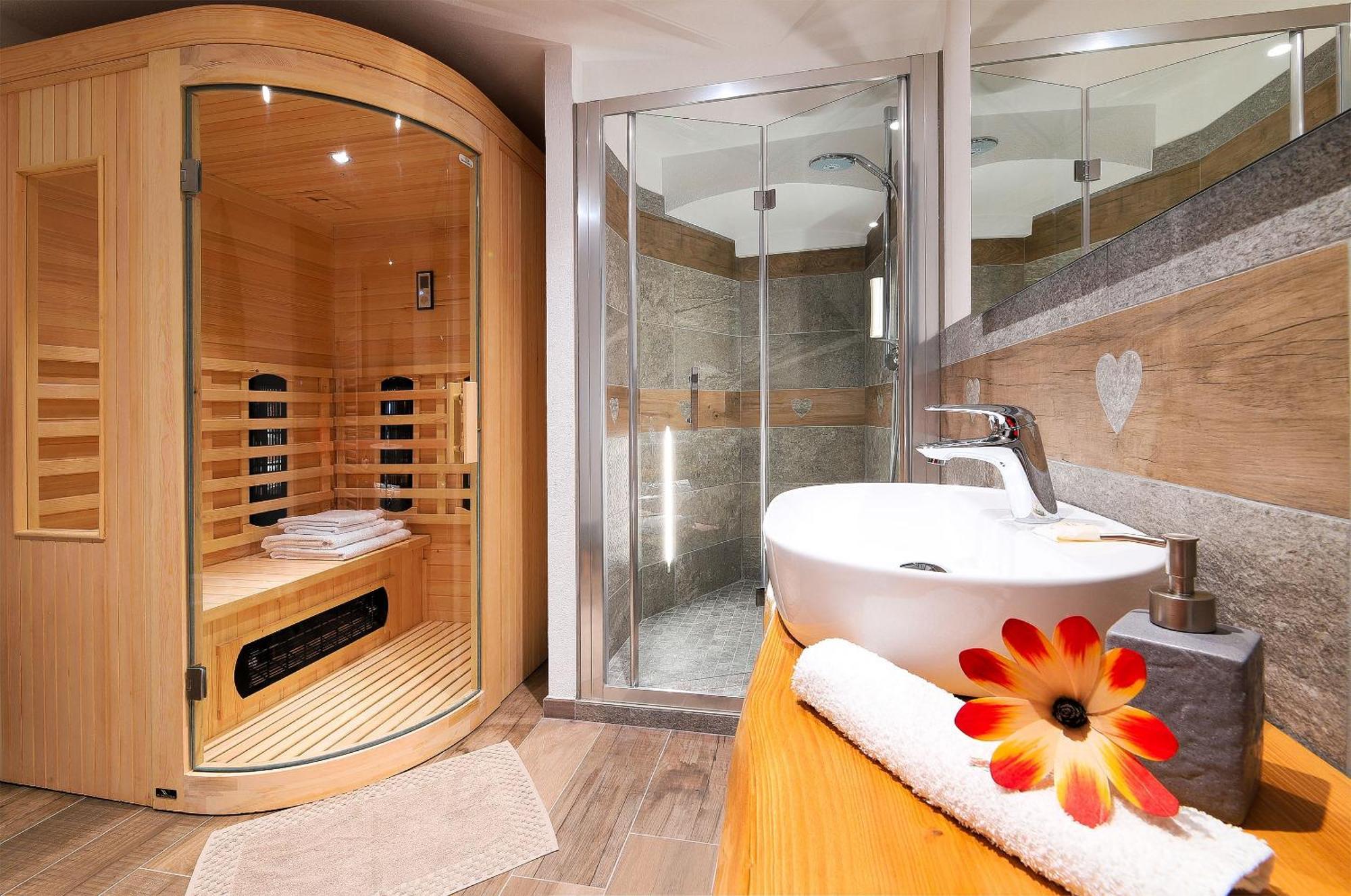 Fenat Aparthotel Introd Ngoại thất bức ảnh